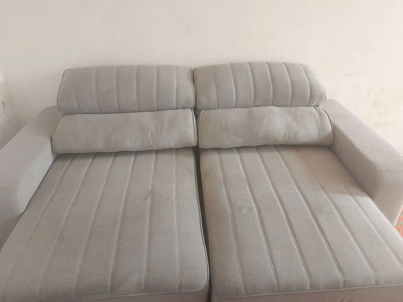Vende - se, sofá retrátil em bom estado. - Foto 4