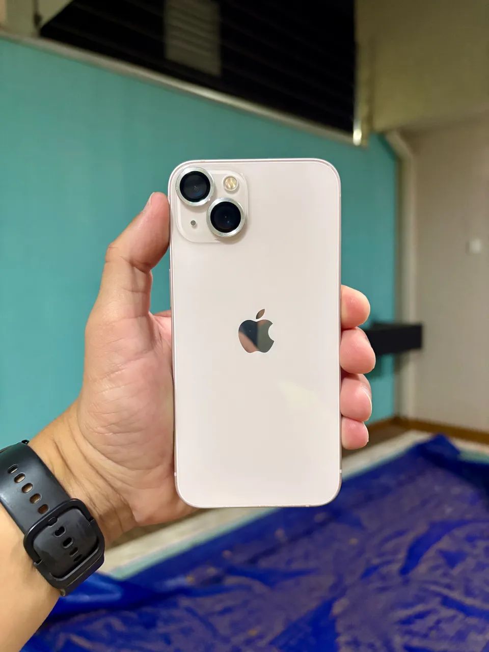 iPhone 13 - Sem detalhes 