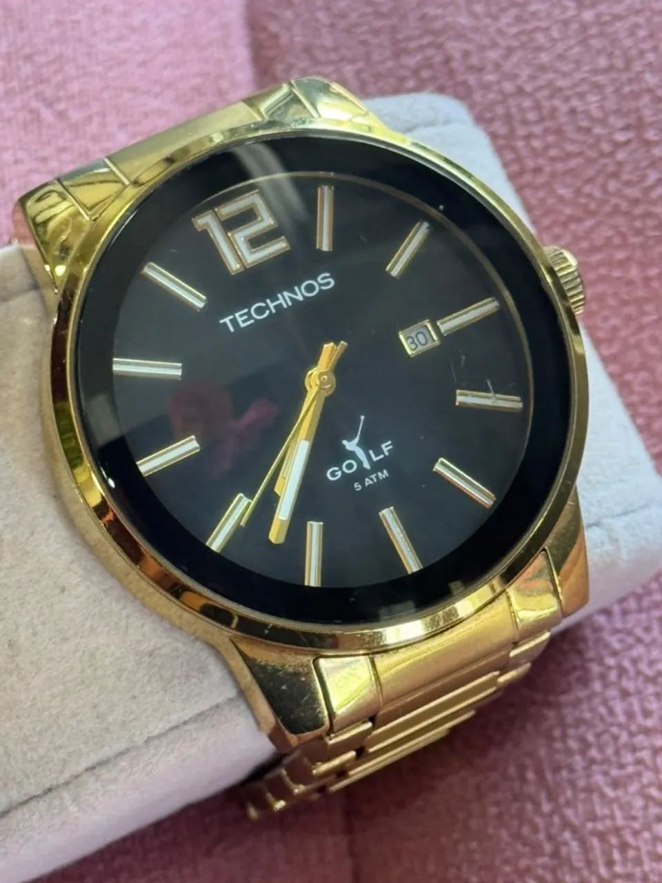 Relógio Technos Golf dourado com mostrador preto - Foto 3