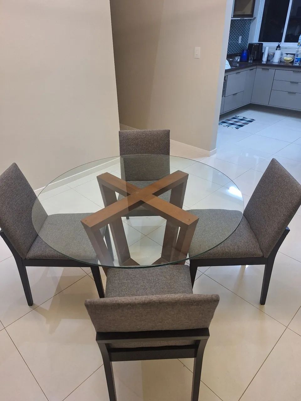 Mesa de Jantar Dall com Cadeiras Frame Tok & Stok - Foto 2