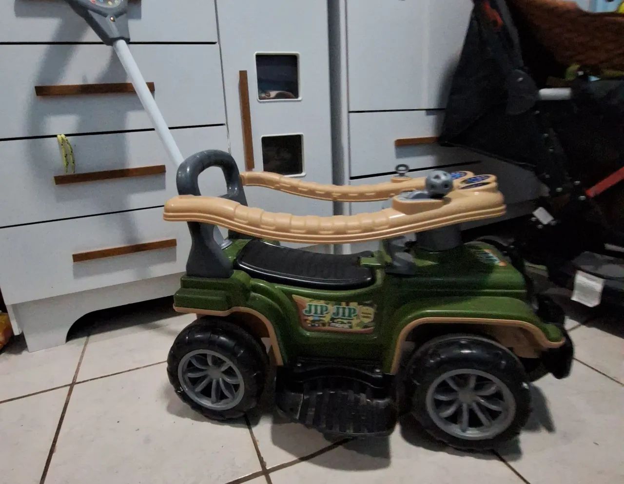 Carrinho de bebê e Quadriciclo  - Foto 4