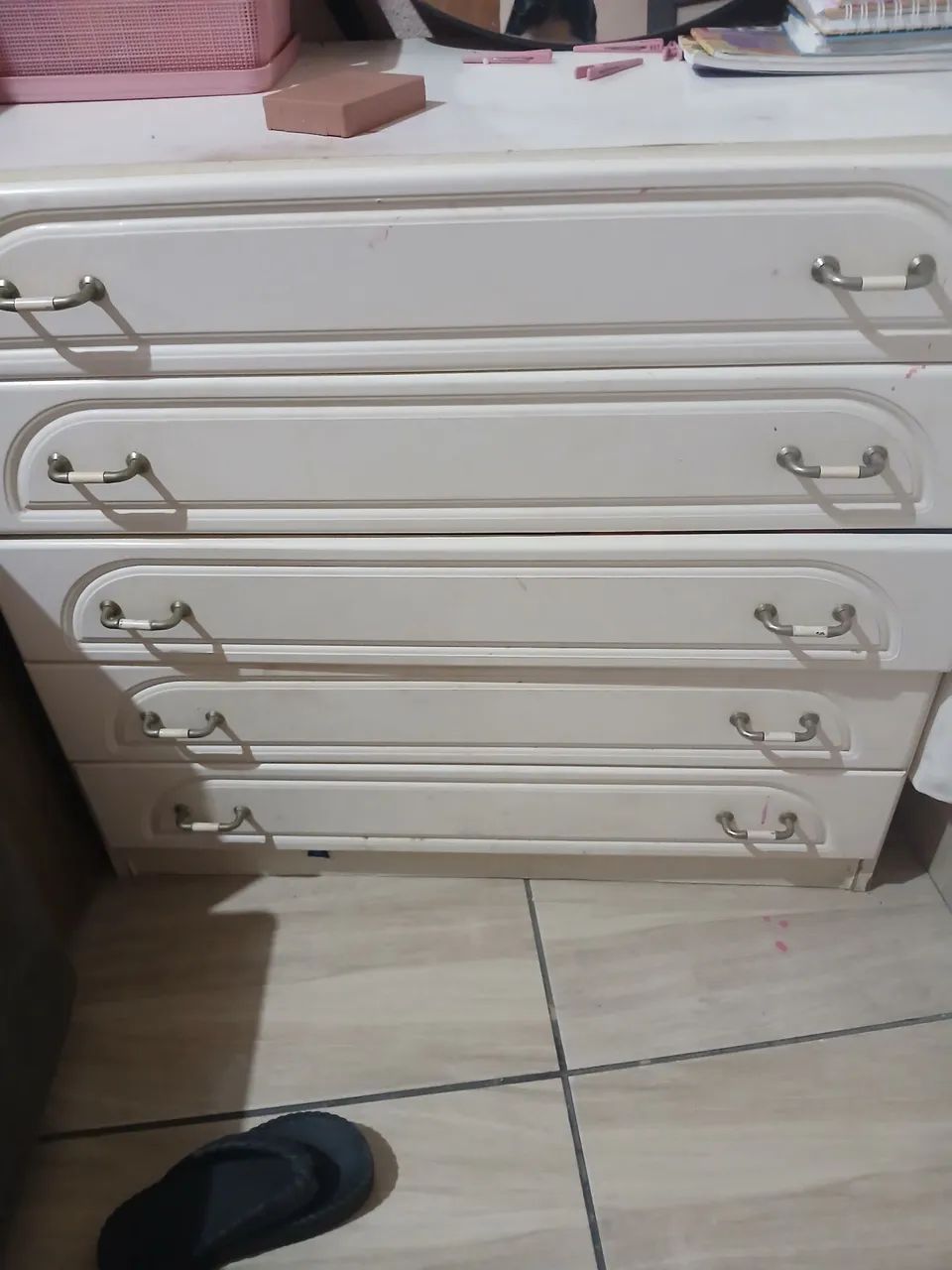 Cômoda grande 5 gavetas 
