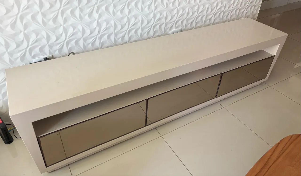 VENDO RACK PARA TV - 2 METROS - Foto 3