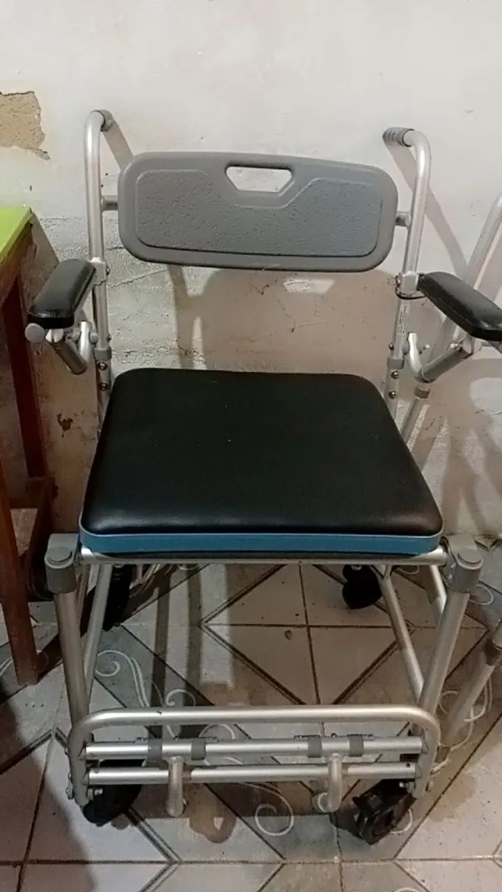 Cadeira de banho  - Foto 2