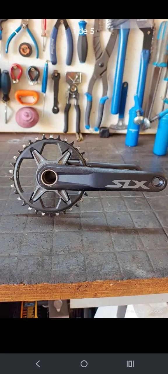 Pedivela e movimento central Shimano Deore