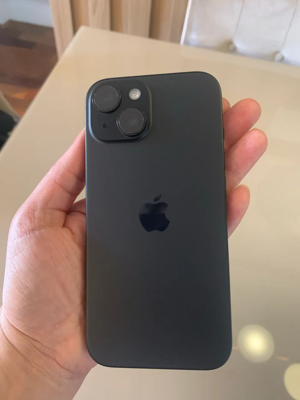 iPhone 15 256g ainda na garantia 