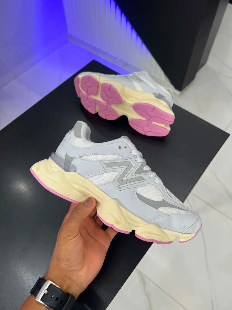 Tênis New Balance 9060 - Foto 4