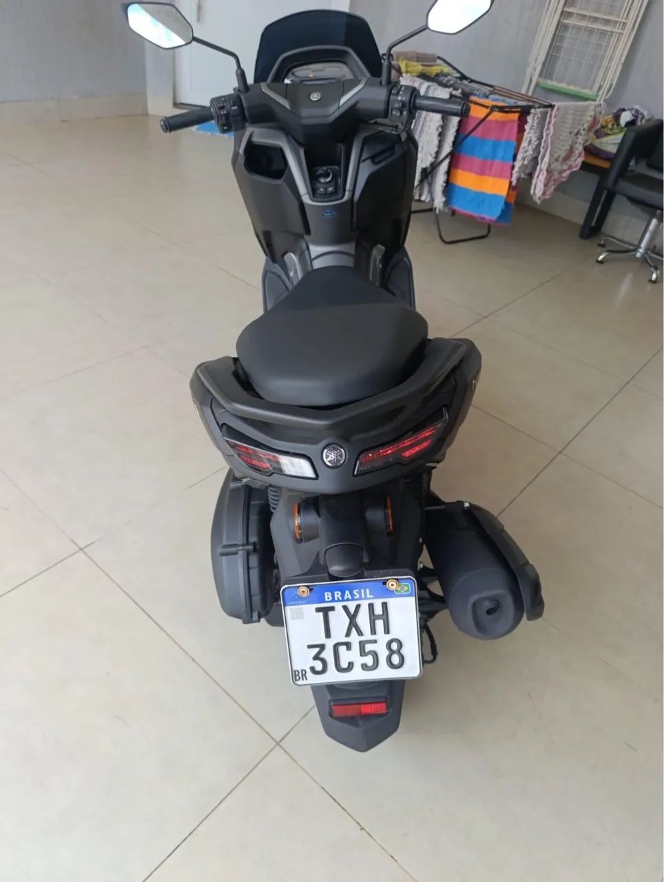 YAMAHA NMAX 169 ABS 2025 - Foto 4
