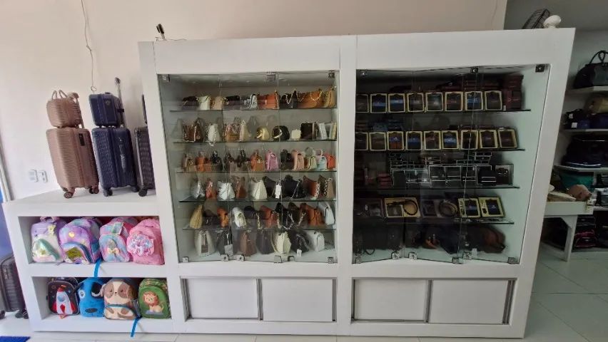Vitrine para comércio 