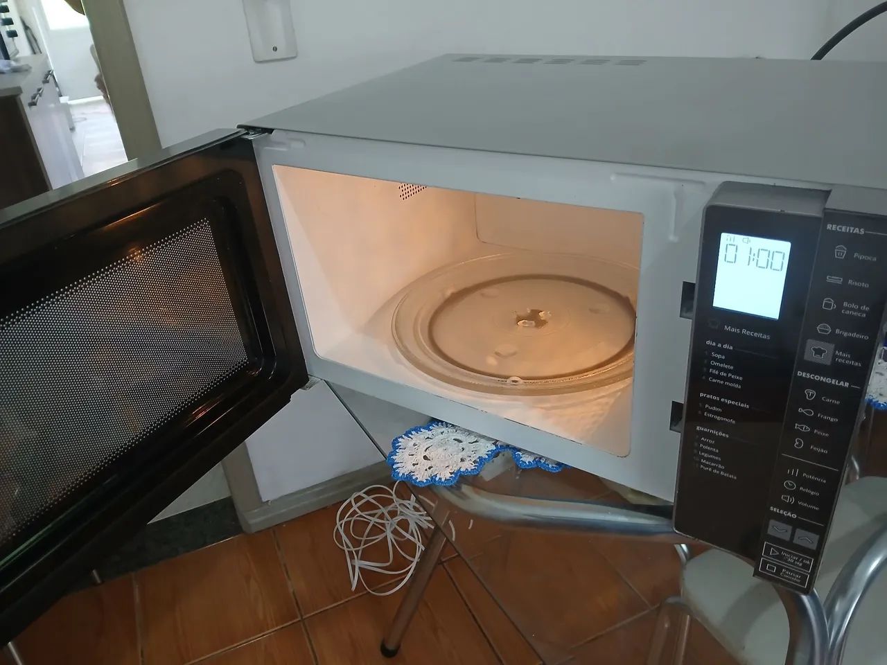 Micro-ondas Brastemp 31litros  - Foto 4
