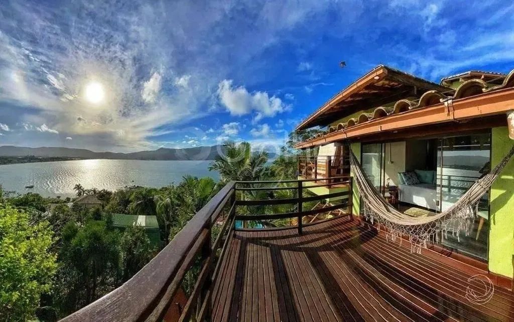 Pousada para locação - Subida da Praia Mole