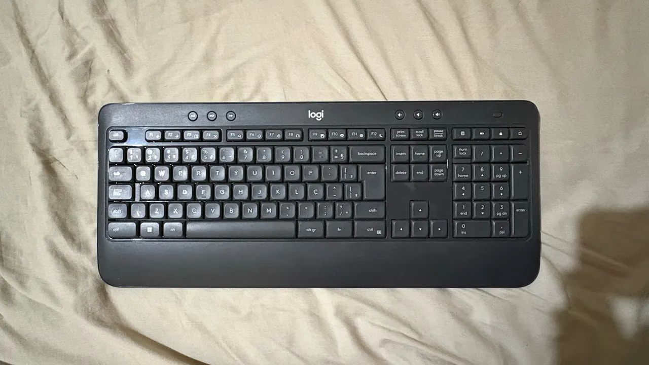 Kit teclado e mouse sem fio Logitech e Mousepad Elg - Foto 3