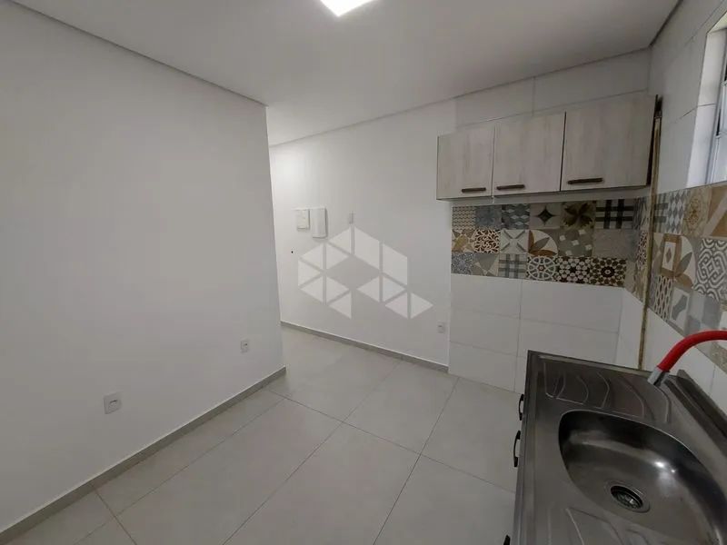 Casa para alugar - 1 Quarto e Sacada na Trindade 30 m² - Foto 5