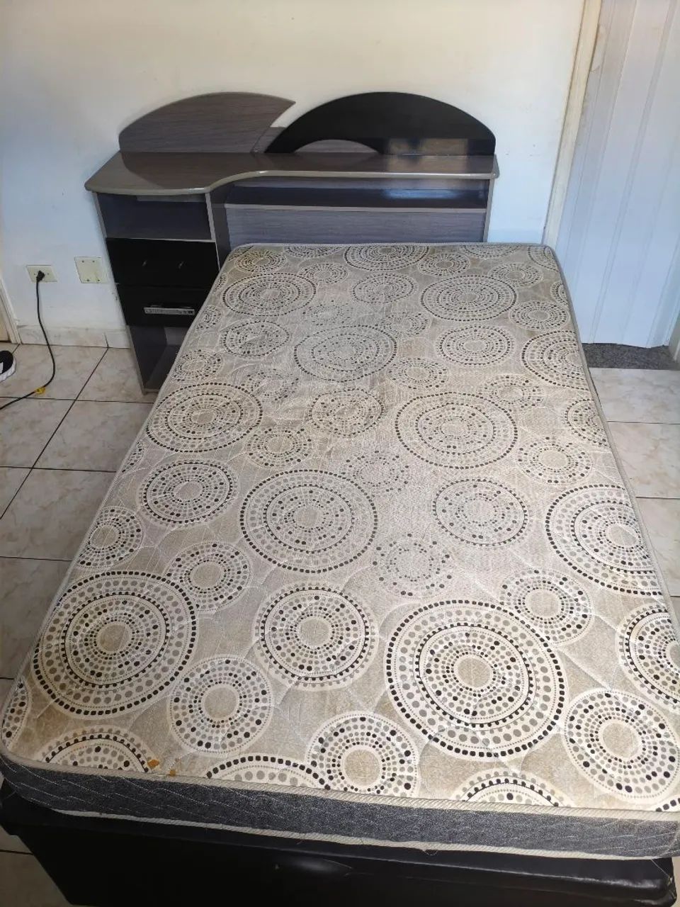 Colchão (SOLTEIRÃO - 1,90M x 1,10M) *APENAS O COLCHÃO 