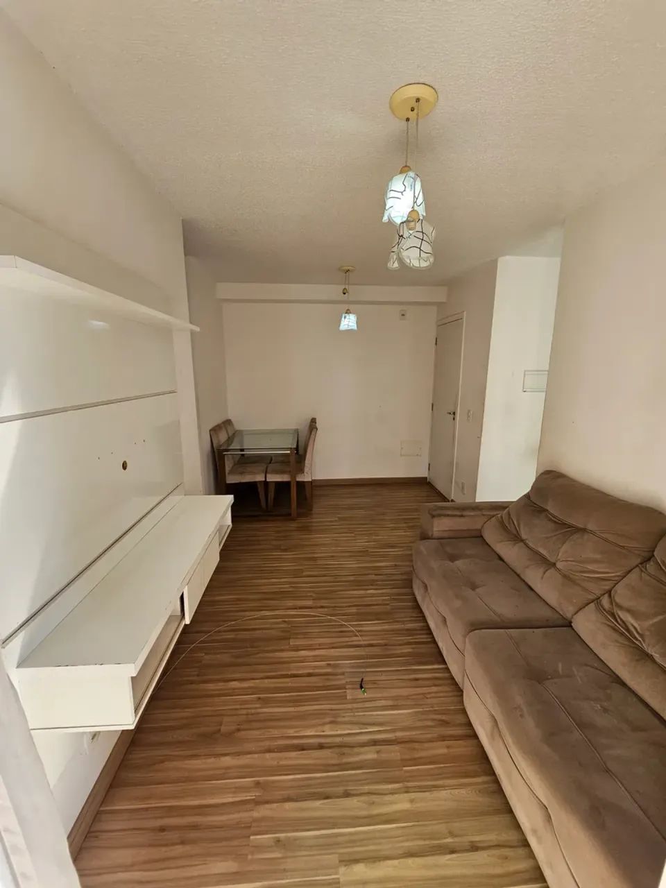 Aluga-se Apartamento com 2 dorms e uma vaga de garagem. - Foto 5