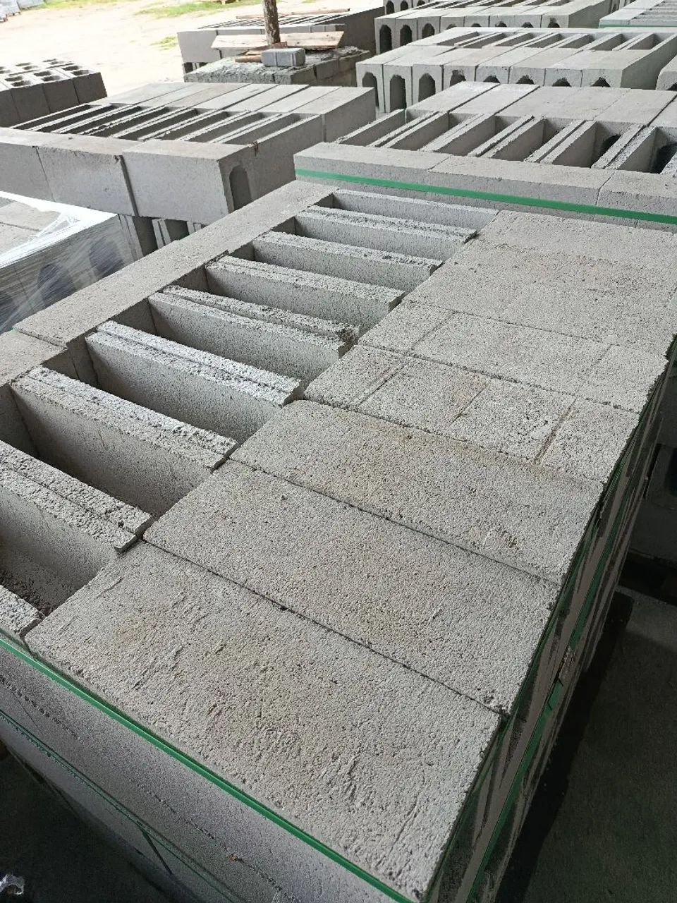 CANALETAS DE PRE MOLDADOS PARA GALPAO ESTRUTURA - Foto 2