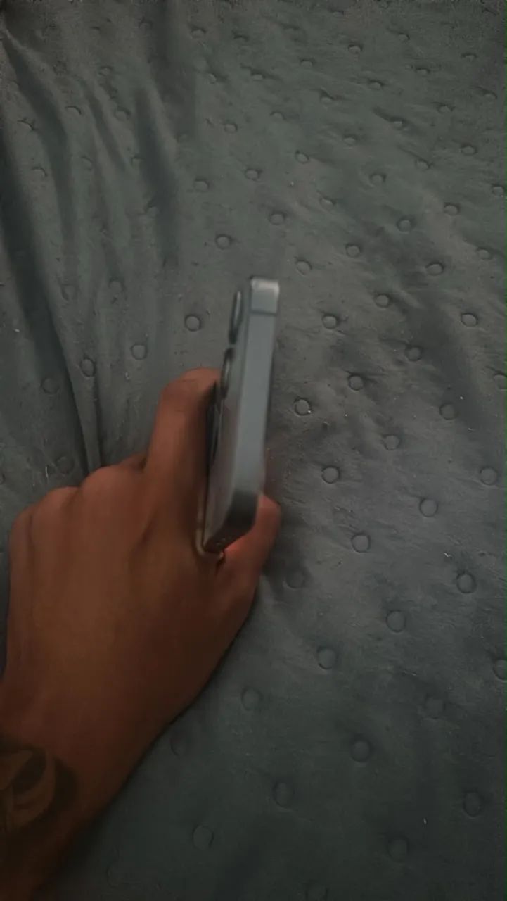 iPhone 14 com avarias  - Foto 2