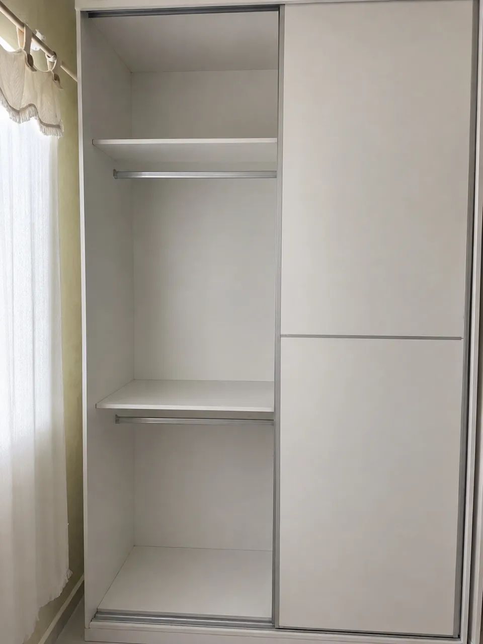 guarda-roupas de correr com espelho  - Foto 3