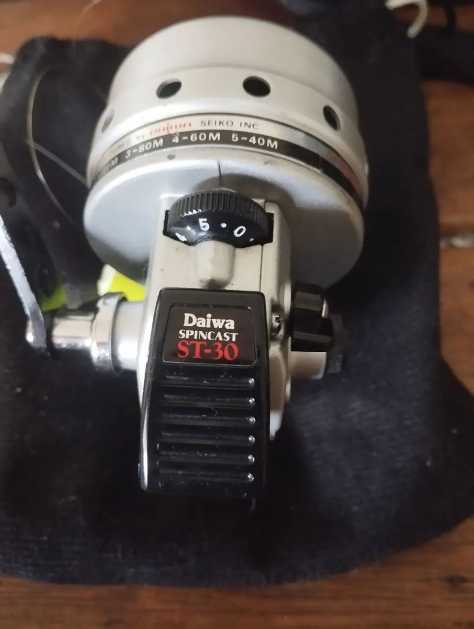 Carretilha Daiwa Spincast ST-30 (Seiko Inc.) - Vintage e