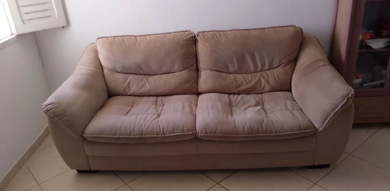 Sofá 3 lugares muito macio 