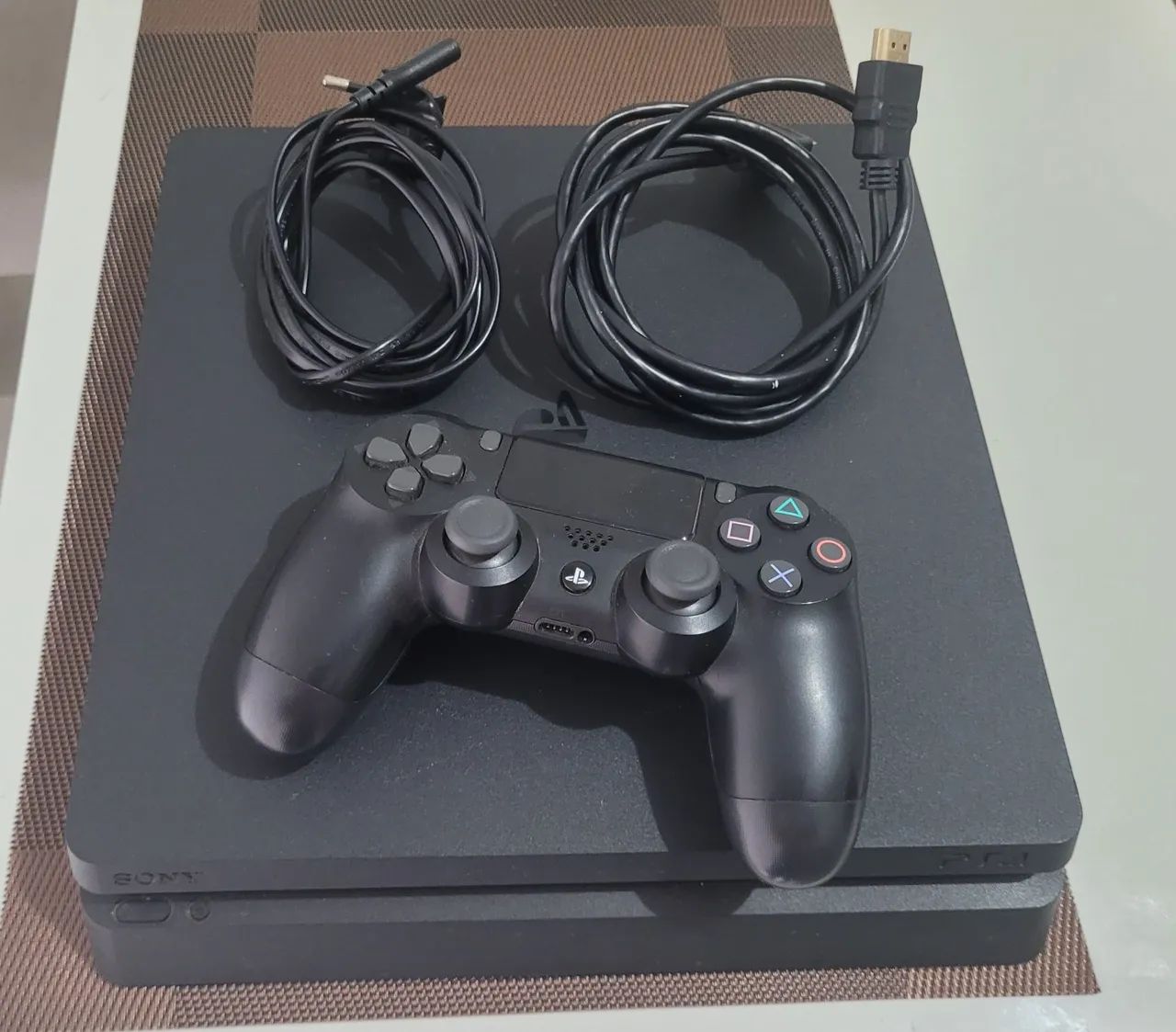 Playstation 4 Slim Desbloqueado