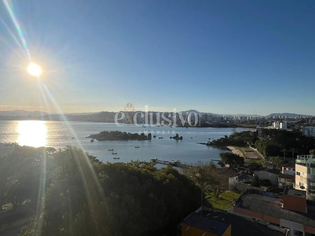 Apartamento 2 dormitórios com vista mar no Bom Abrigo - Foto 3