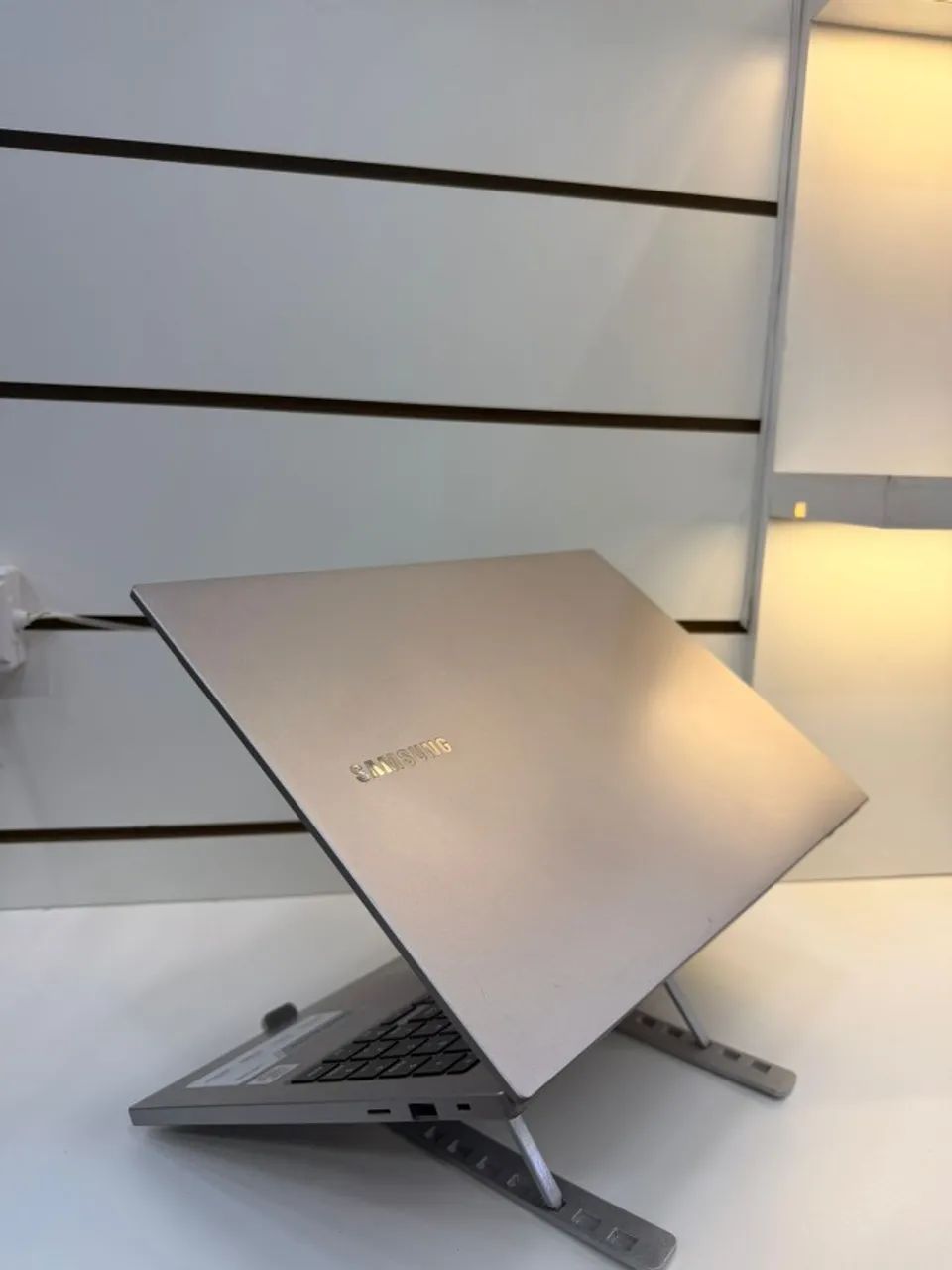 Notebook - Samsung  eBook  - Core i3 10° 8GB RAM DDR 4- 128 SSD SATA - Foto 4