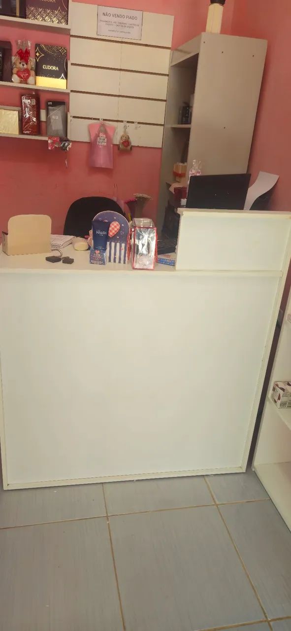 VENDE-SE ESTOQUE + ESTRUTURA COMPLETA DE LOJA DE PERFUMARIA E PRESENTES - Foto 5