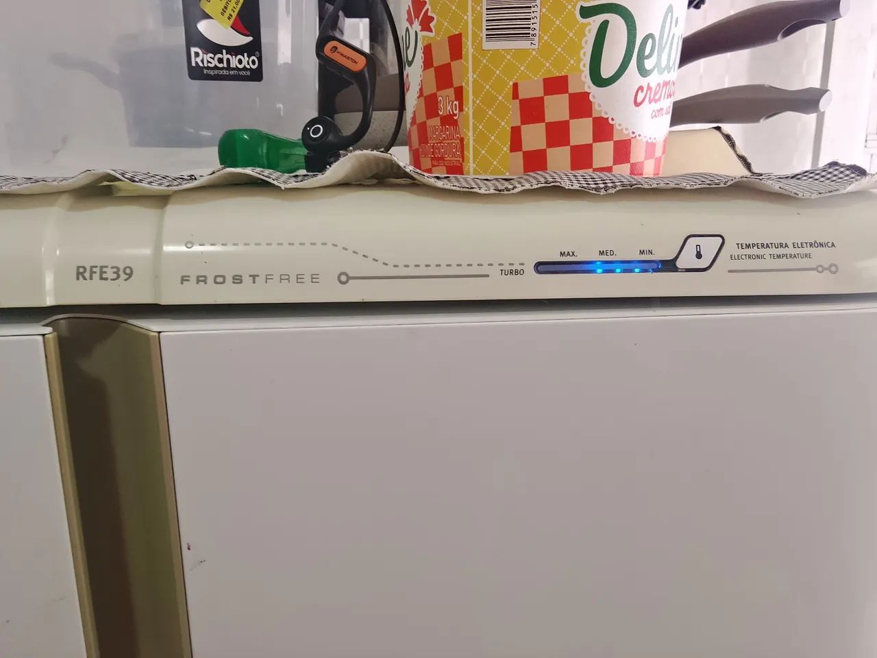 VENDO GELADEIRA ELECTROLUX, ESTADO DE ZERA! - Foto 3