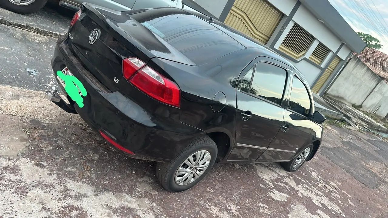 Volkswagen Voyage 2015
