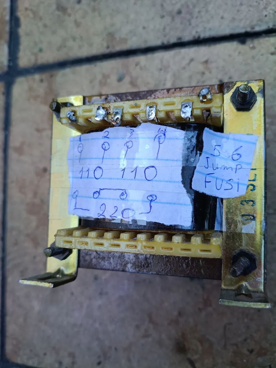 Transformador 110/220 funcionando 