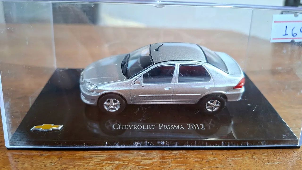 Miniatura carros brasileiros e veiculos de serviço  - Foto 3