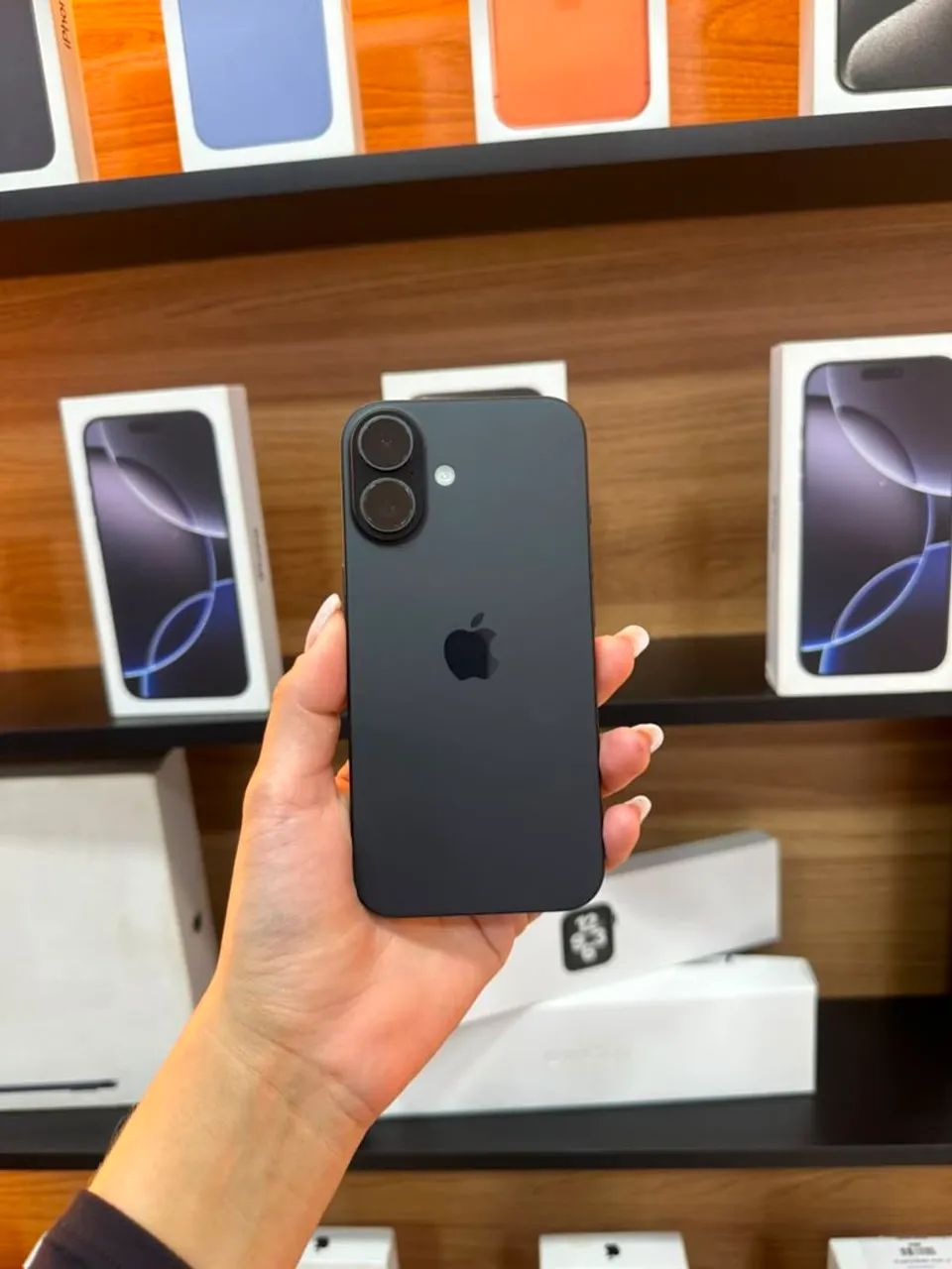 iPhone 16 128GB semi novo 3.749,00 - Foto 4