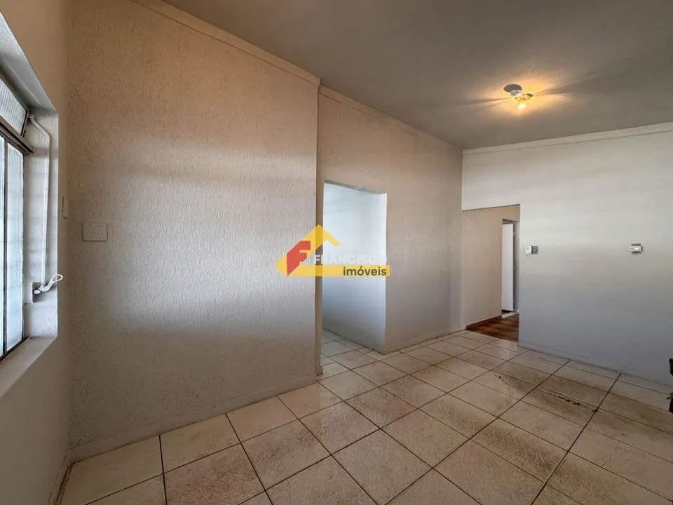 Casa Comercial para aluguel, 4 quartos, 1 suíte, 2 vagas, Centro - Divinópolis/MG - Foto 3