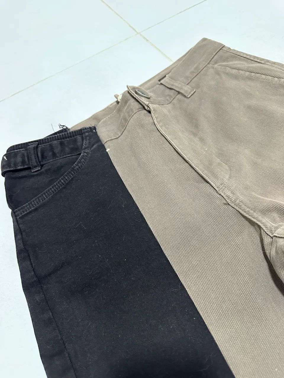 Calça Bicolor Split Leg Custom Patchwork - Preto E Marrom Com Jeans Raw Hem Y2K - Foto 4