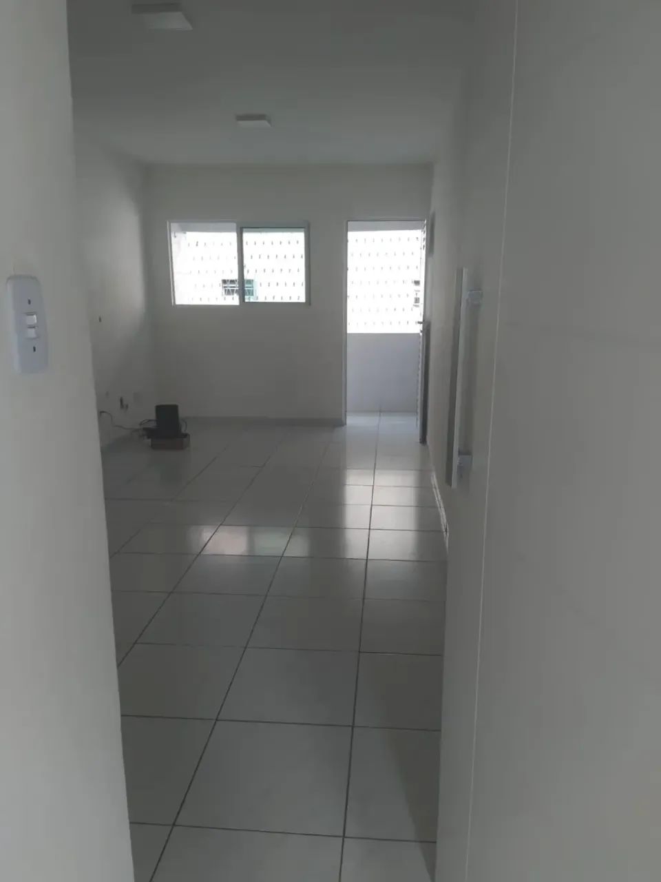 Apartamento nos Bancários, primeiro andar , Varanda e garagem coberta - Foto 3