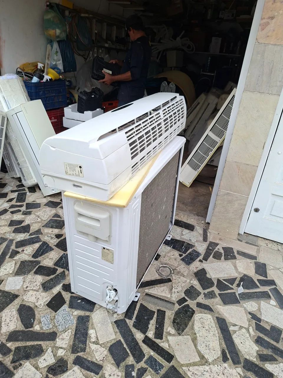 Ar Cond. Trane 28.000 convencional instalo tambem, so conbi ar/outro valor independente - Foto 2