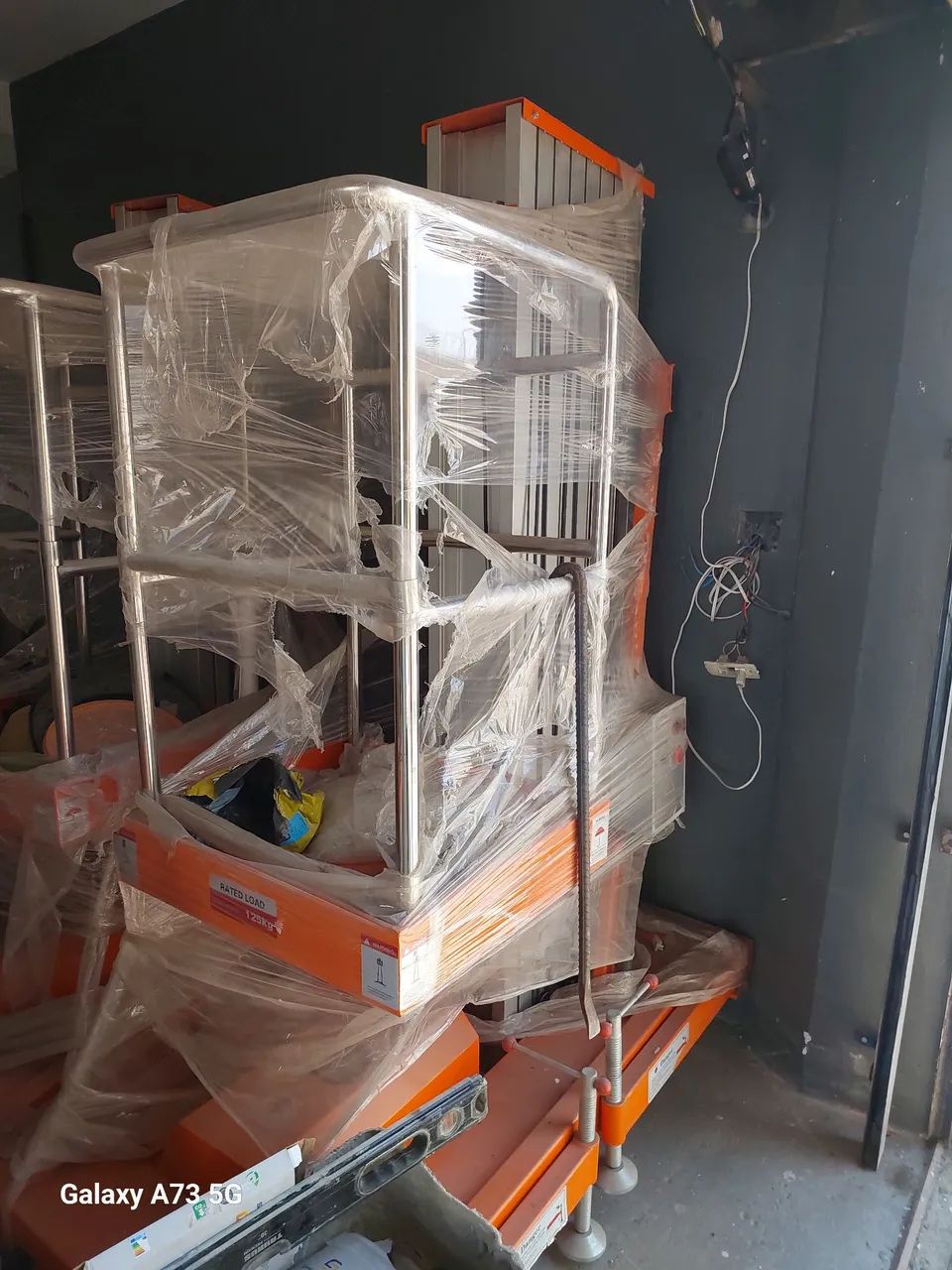 Plataforma torre telescópia zero sem uso - Foto 3