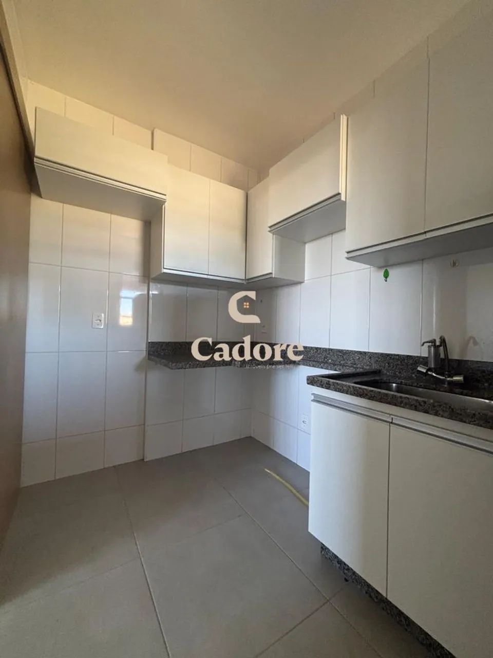 Apartamento à venda no Bairro Brasil com 2/4 e com móveis planejados - Foto 3