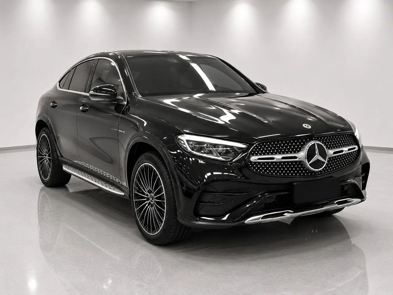 Mercedes-Benz GLC-300 AMG Line Coupe 4M 2.0 TB Aut. 2024