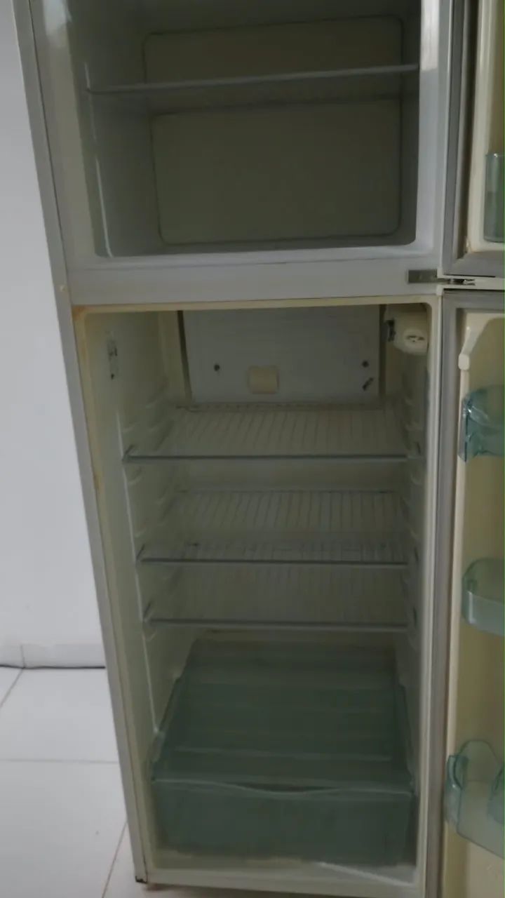 Geladeira Electrolux  - Foto 2
