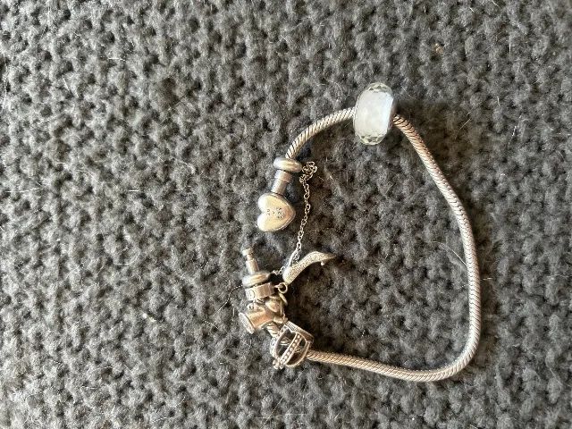 Pulseira prata Vivara com Berloque 
