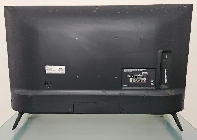 Smart TV LG 4k de 43 polegadas 43UM7500PSB (Defeito no Display) - Foto 2
