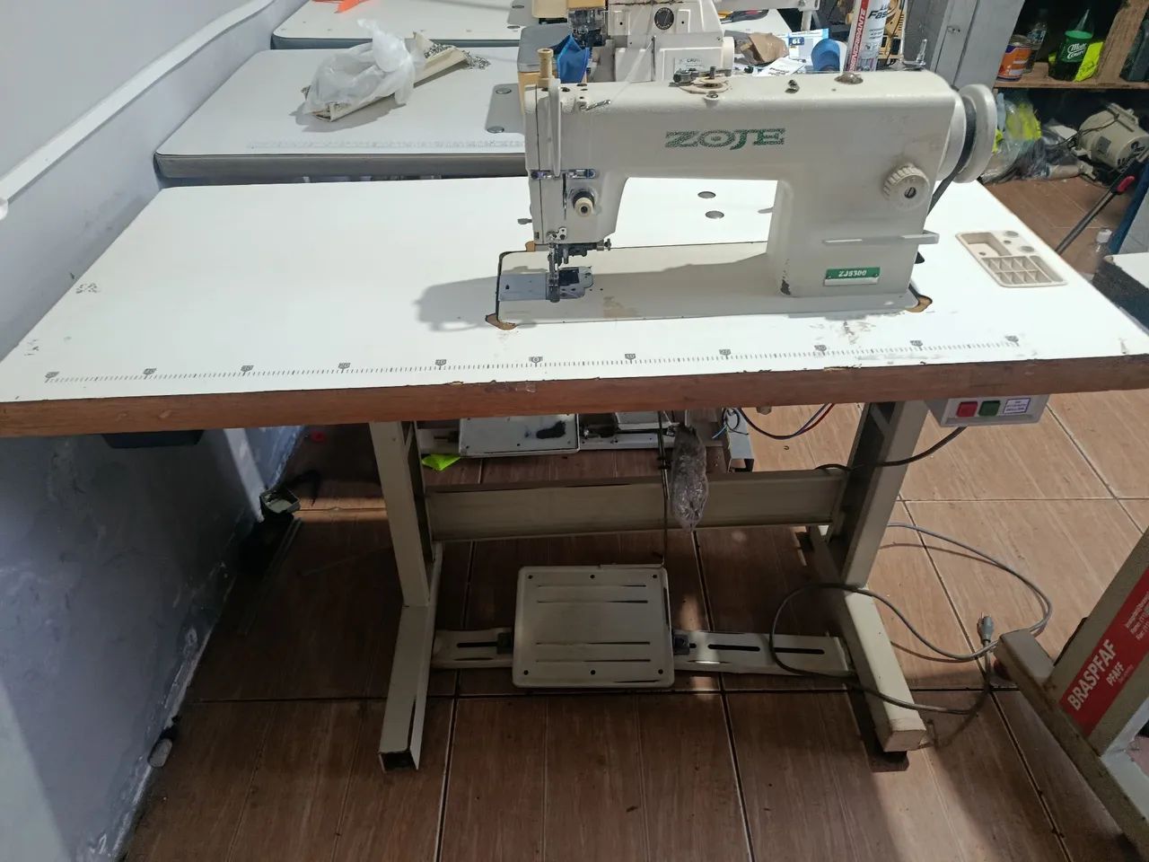 Máquina de costura industrial refiladeira  - Foto 4