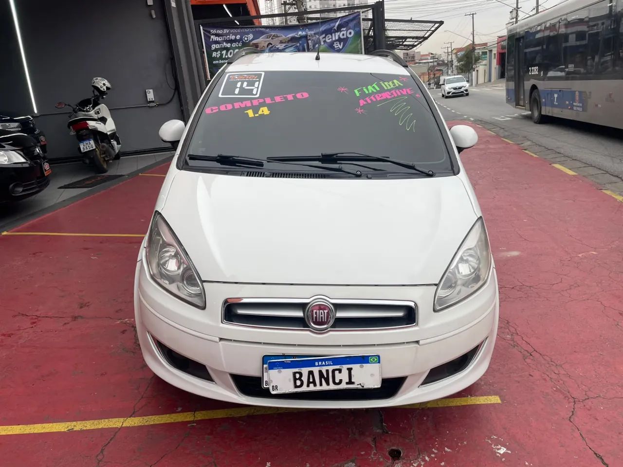Fiat Idea Attractive 1.4 Fire Flex 8V 5P 2014 - Foto 3