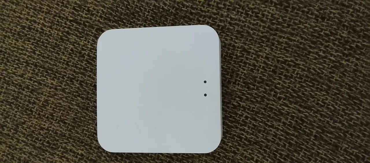 Hub ZigBee + Bluetooth 