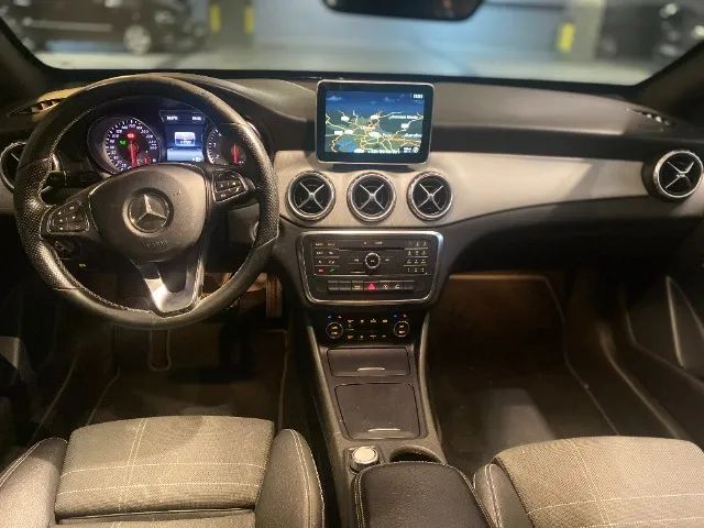 Mercedes-Benz GLA 200 Adv. 1.6/1.6 TB 16V Flex Aut., foto 12 de 14