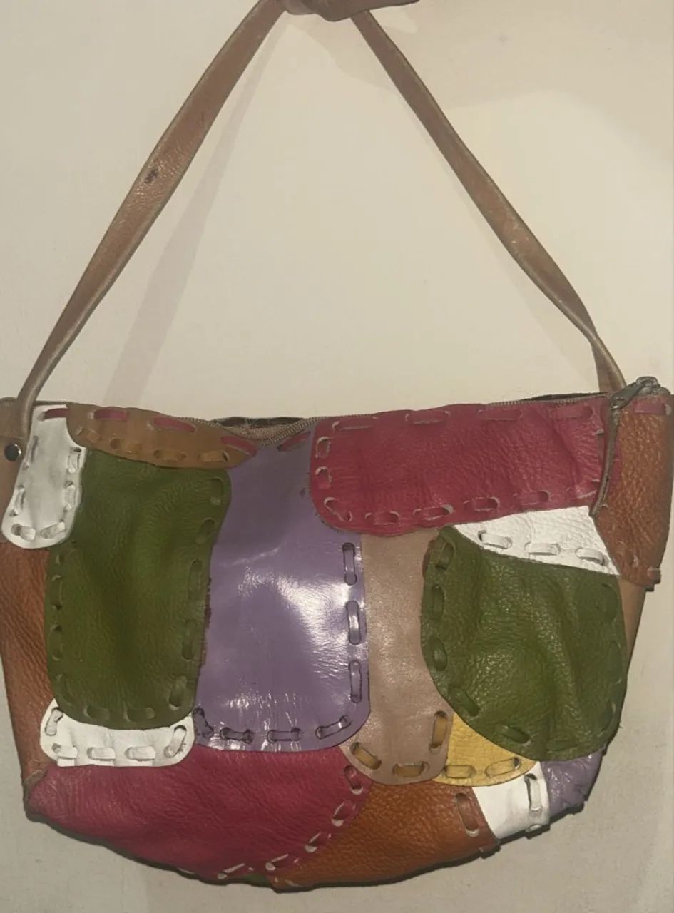 Vendo bolsa colorida couro legítimo andarella