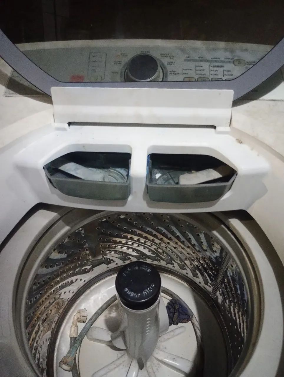 Máquina de lavar roupa 