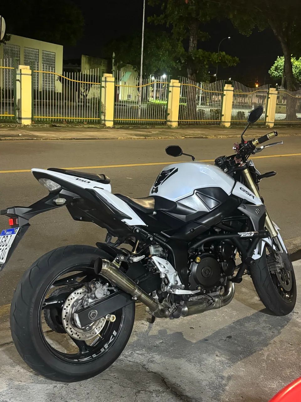 Gsr 750 2015 